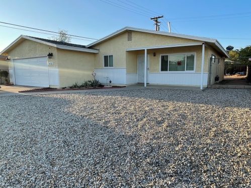 16132 Pamela St, Victorville CA  92395-3632 exterior