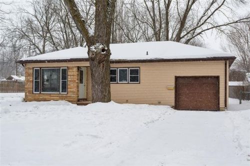 4100 40th St, Des Moines, IA 50310-2840