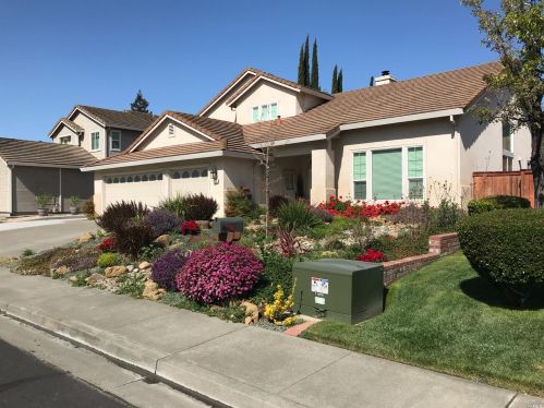 2389 Palmer Cir, Fairfield, CA 94534-7539