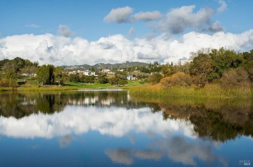 2090 Stonefield Ln, Santa Rosa CA  95403-0951 exterior