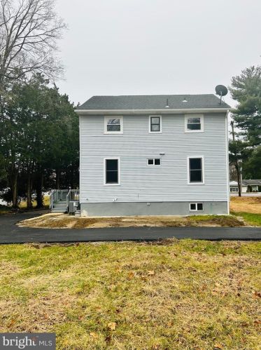 1570 Good Intent Rd, West Deptford NJ  08096-6112 exterior