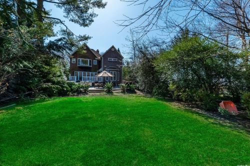 193-45 85th Rd, Jamaica, NY 11423-1013