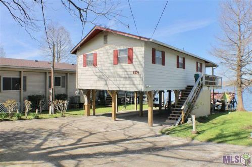 6894 False River Rd, Torbert, LA 70762-6518
