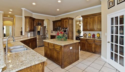 1101 Chesapeake Dr, Midlothian TX exterior