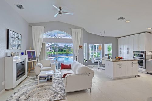 15151 Banbury Way, West Palm Beach, FL 33414-8370