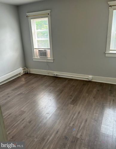 488 Riverside Ave, Trenton NJ  08618-5655 exterior