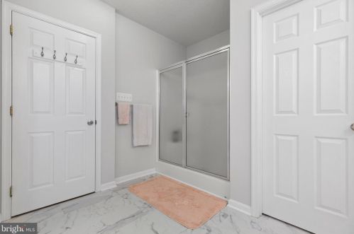 8574 Gray Fox Ln, Owens VA  22485-3572 exterior