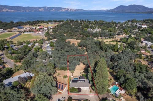 940 24 St, Lakeport CA  95453-3013 exterior