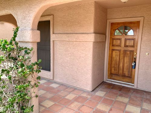 5590 Kesler St, Chandler, AZ 85226-4420