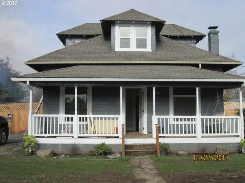 1225 Lincoln St, Woodburn, OR 97071-3833