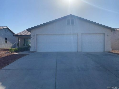 4470 Donald Cir, Bullhead City, AZ 86426-6486