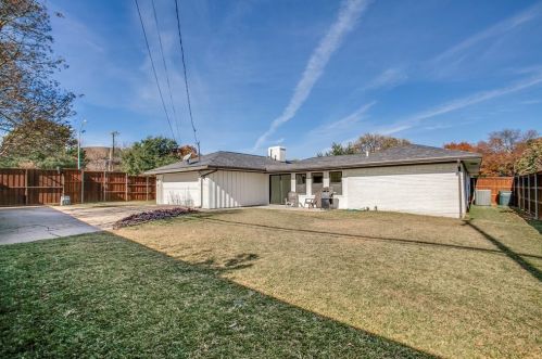 331 Oakcrest Dr, Richardson TX 75080-2520 exterior