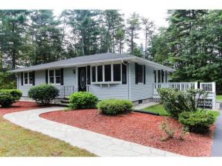 8 Field Rd, Windham NH  03087-1752 exterior