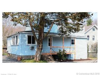 512 Leetes Island Rd, Branford, CT 06405-3362