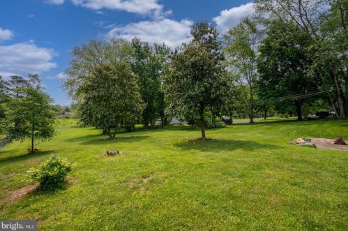 2409 Little River Rd, Haymarket VA  20169-1205 exterior