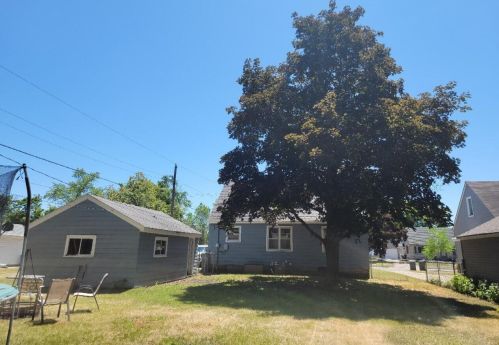 2309 Weston St, La Crosse, WI 54601-6664