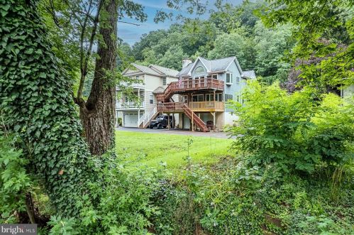 4940 Skippack Pike, Collegeville PA  19473-2049 exterior