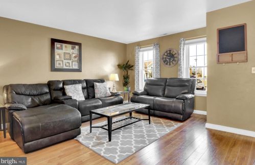 5423 Springtide Dr, Harrisburg, PA 17111-3780