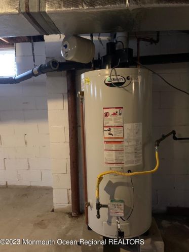 31 Miller Rd, Lakewood NJ  08701-2919 exterior