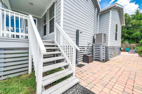 1314 13th St, Galveston TX  77550-8205 exterior