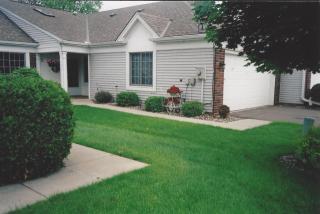 6876 Lake Ter, Saint Paul, MN 55125-3974