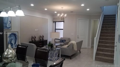 20971 1st Pl, Hollywood, FL 33029