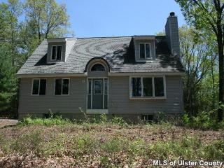 59 Markle Rd, Kerhonkson, NY 12446-2119