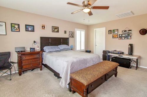 865 Pine Ave, Rialto CA  92376-4552 exterior
