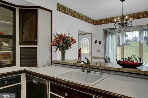 63 Willow Mill Park Rd, Navy Sup Dpt PA  17050-1757 exterior