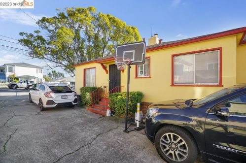 19071 Santa Maria Ave, Hayward, CA 94546-3114