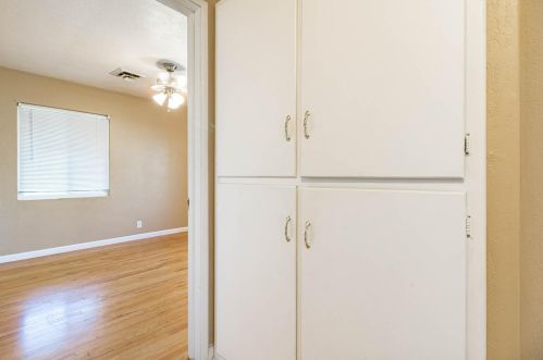 609 Dot Way, Manteca CA  95336-5808 exterior