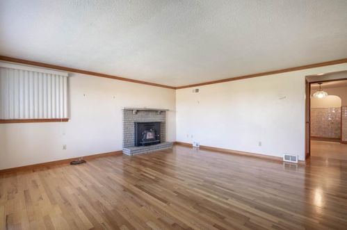 228 Mcnary St, Canonsburg, PA 15317-2932
