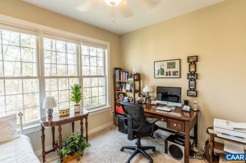 10 Mulligan Dr, Bybee VA  22963-2560 exterior