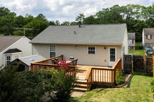 1015 Pebble Creek Dr, Covington, KY 41018-2187
