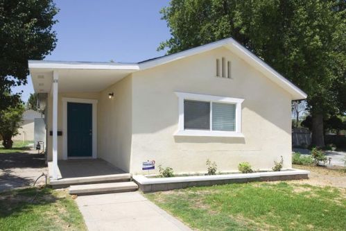 2855 Mccall Ave, Conejo CA  93662-2833 exterior