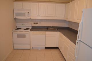 106 Monmouth St, Brookline MA  02446-5607 exterior