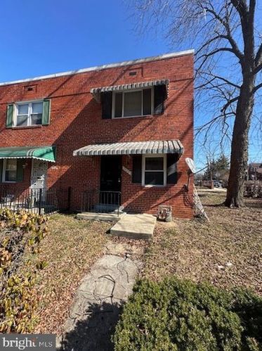 3028 24th Pl, Washington, DC 20020-2708