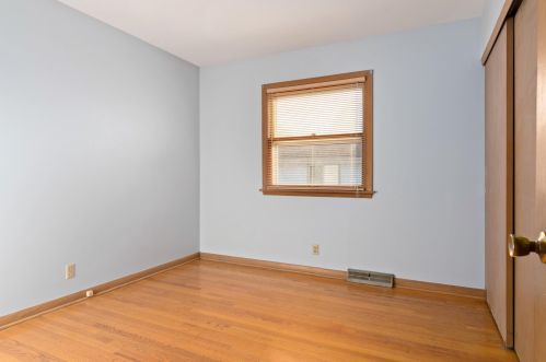 812 Abbott Ave, Milwaukee WI 53221-3005 exterior