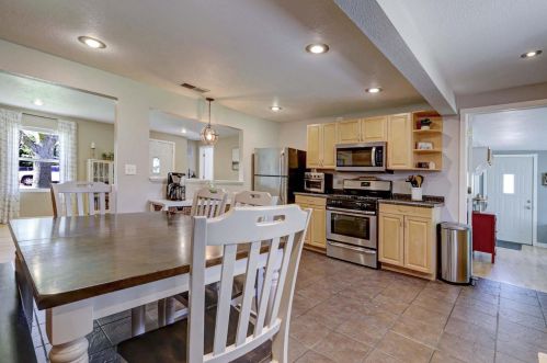 446 19th Ave, Oshkosh WI  54902-6866 exterior
