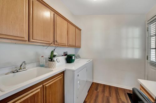 5232 Don Valdez Dr, Carlsbad CA  92010-3953 exterior