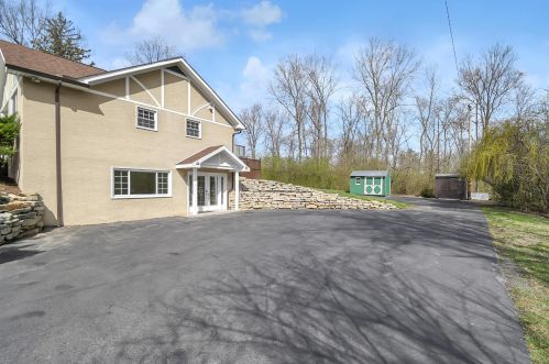 6200 Home Rd, Delaware OH  43015-9238 exterior