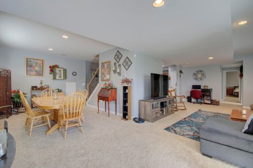 8657 Marais Dr, Hamilton KY  41091-8716 exterior