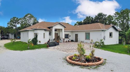 4377 8th St, Naples, FL 34120-0452