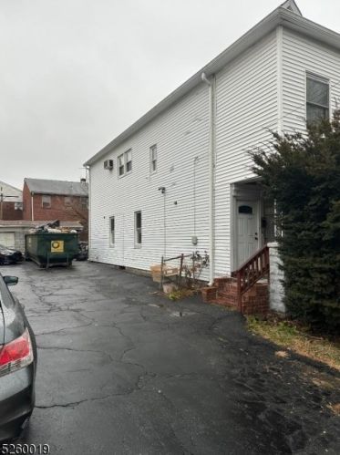 123 Knickerbocker Ave, Paterson NJ  07503-1325 exterior