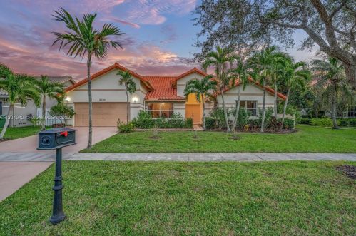 16296 14th Ct, Hollywood, FL 33028-1217