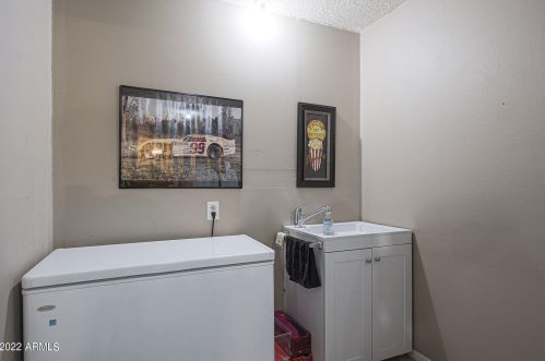 10850 Brookside Dr, Sun City AZ 85351-1013 exterior