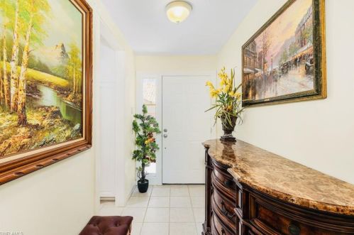 4199 Los Altos Ct, Naples FL  34109-1315 exterior
