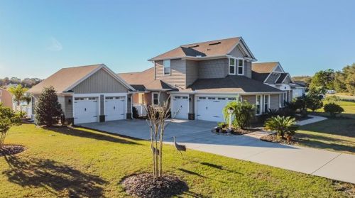 24203 Hideout Trl, Land O Lakes, FL 34639-8113