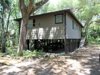 10361 Anchorage St, Homosassa, FL 34448-3830