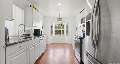 91-6425 Kapolei Pkwy, Ewa Beach HI  96706 exterior